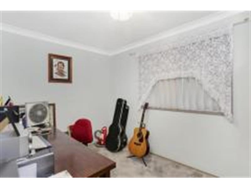 6 Bishop Street, Lake Haven NSW 2263