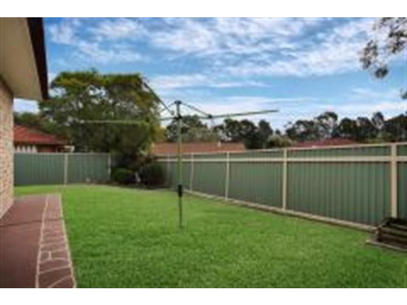 6 Bishop Street, Lake Haven NSW 2263