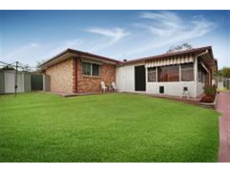 6 Bishop Street, Lake Haven NSW 2263