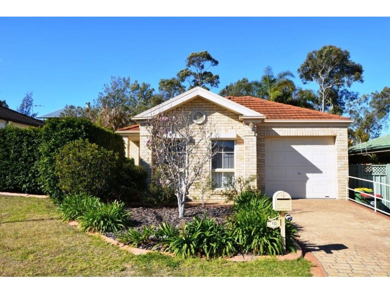 10 Pinehurst Way, Blue Haven NSW 2262