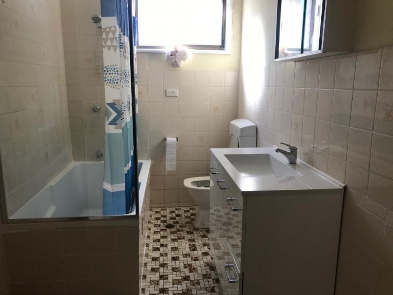 1/5-7 Lake Haven Drive, Lake Haven NSW 2263