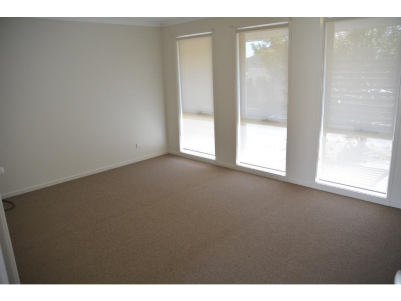 10 Vulcan Close, Hamlyn Terrace NSW 2259