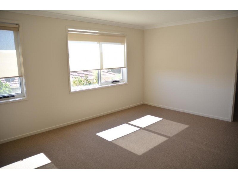 10 Vulcan Close, Hamlyn Terrace NSW 2259