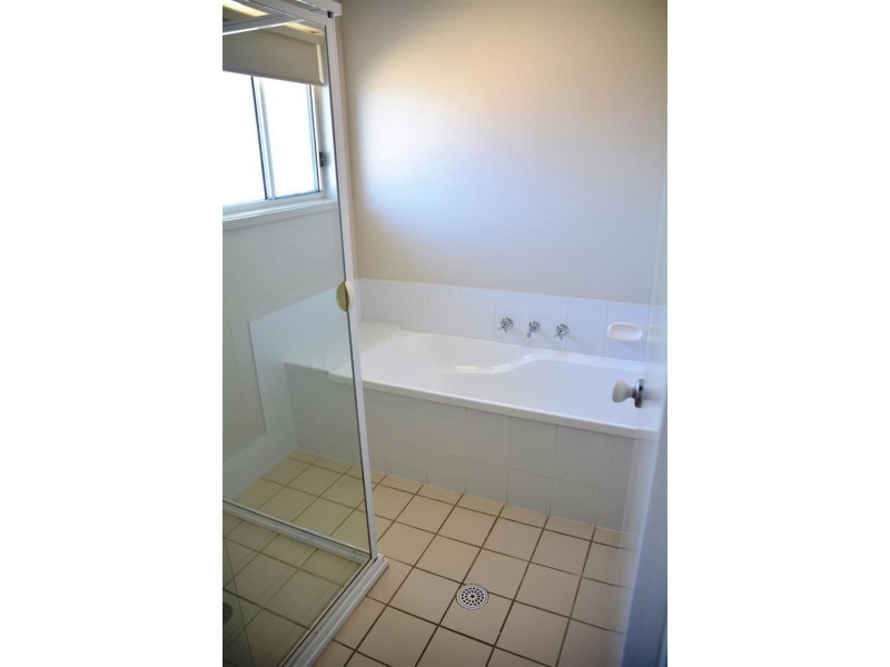 10 Vulcan Close, Hamlyn Terrace NSW 2259