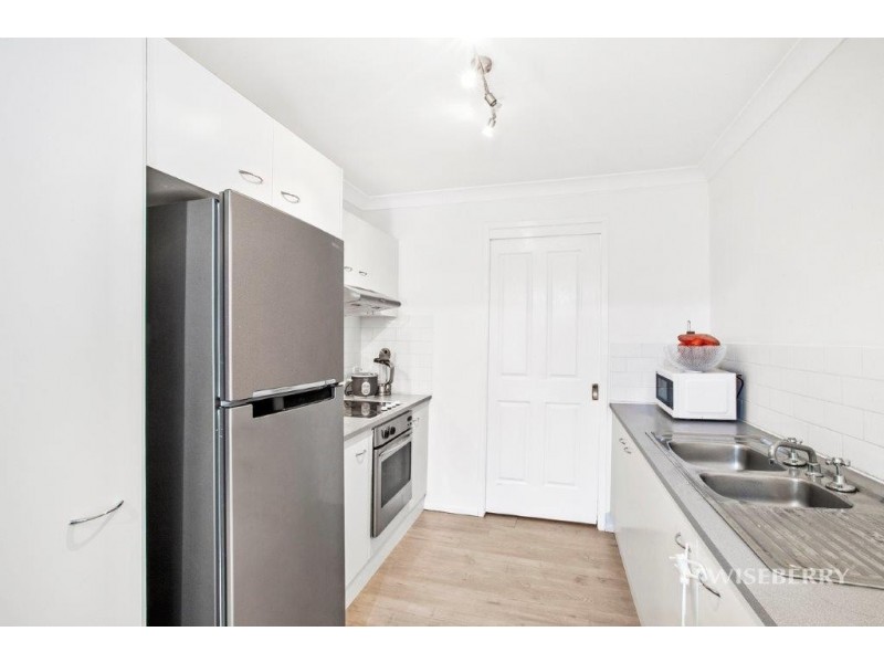 1/20 Brickendon Avenue, Mardi NSW 2259