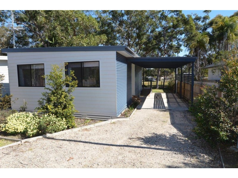 20a Banksia Street, Canton Beach NSW 2263