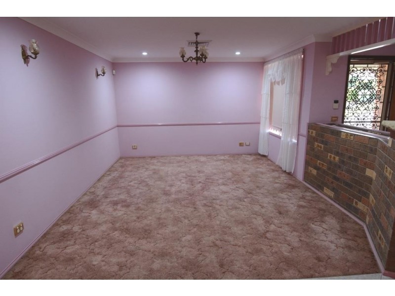 10 Bensley Close, Lake Haven NSW 2263