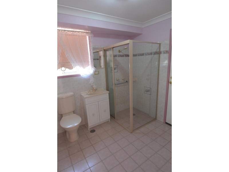 10 Bensley Close, Lake Haven NSW 2263