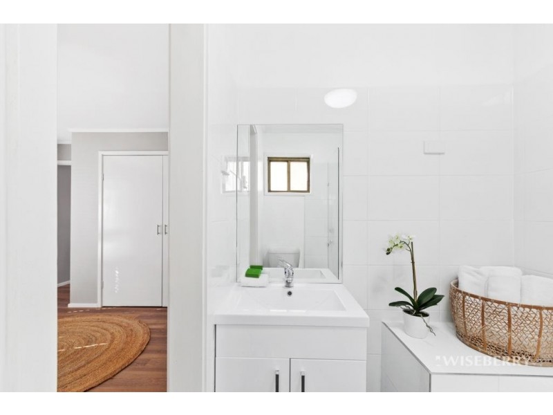 50 Charmhaven Avenue, Charmhaven NSW 2263