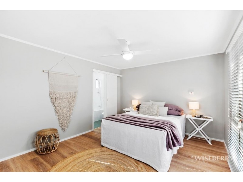 50 Charmhaven Avenue, Charmhaven NSW 2263