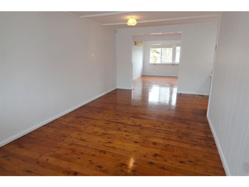 114 Wallarah Road, Gorokan NSW 2263