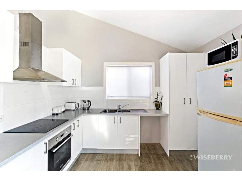 1a Blackford Avenue, Kanwal NSW 2259