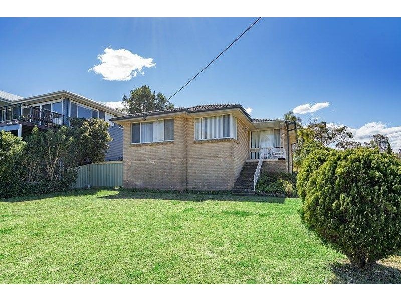 41  Buff Point Avenue, Buff Point NSW 2262