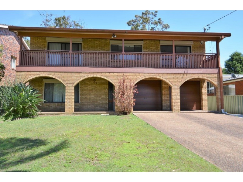 172 Sunrise Avenue, Budgewoi NSW 2262