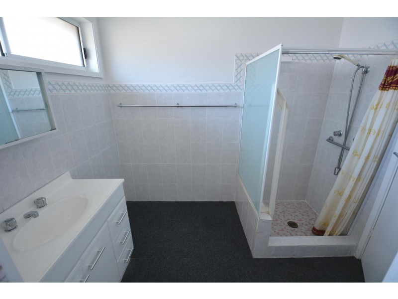 1 Beryl Street, Gorokan NSW 2263