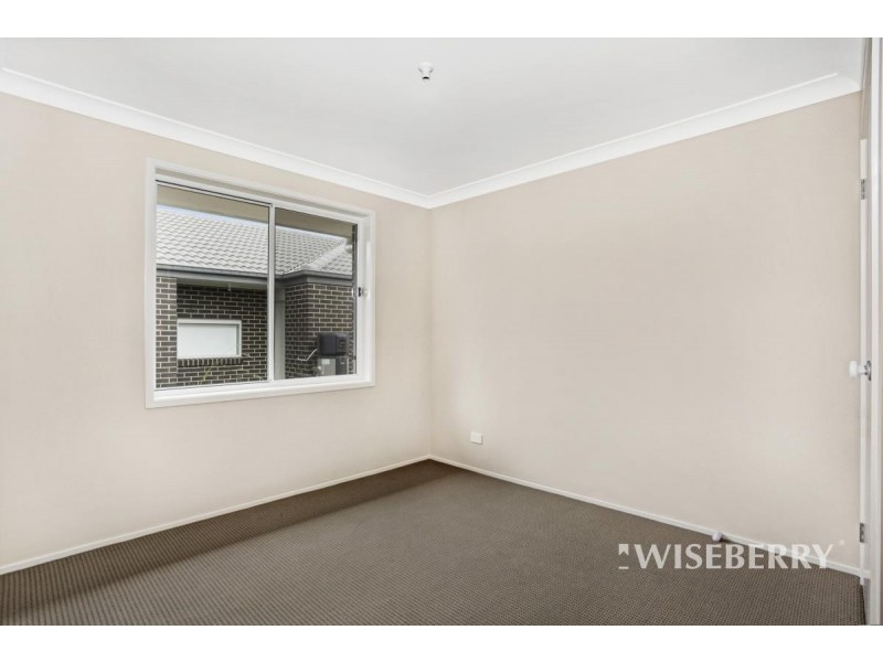 18 Mogo Close, Blue Haven NSW 2262