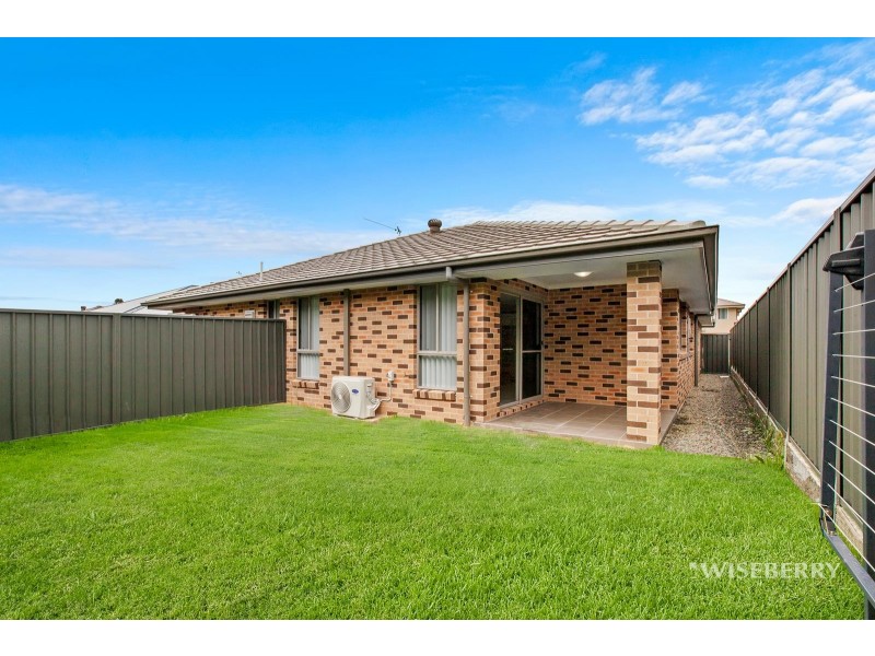 12 Addison Avenue, Woongarrah NSW 2259
