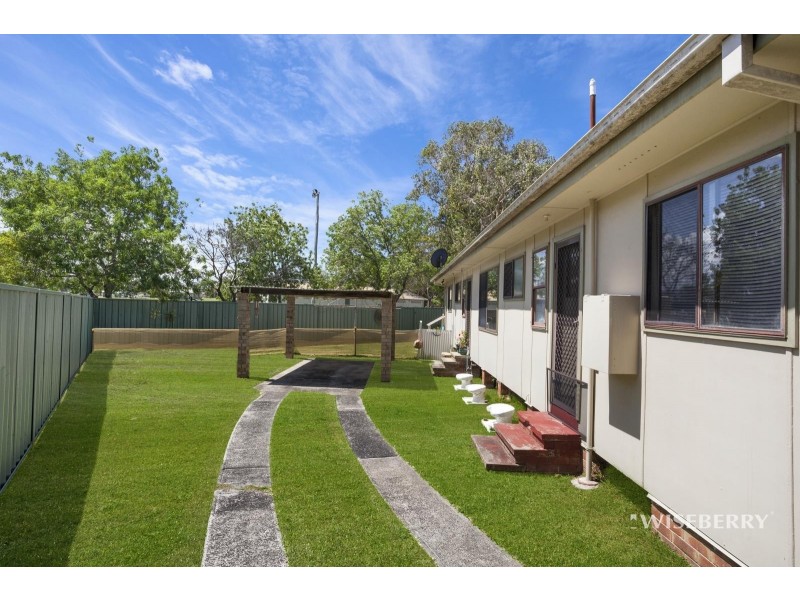 2/7 Read Street, Canton Beach NSW 2263