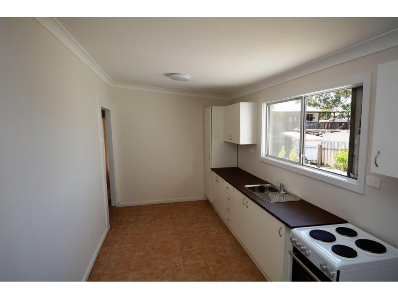 5 Vena Avenue, Gorokan NSW 2263