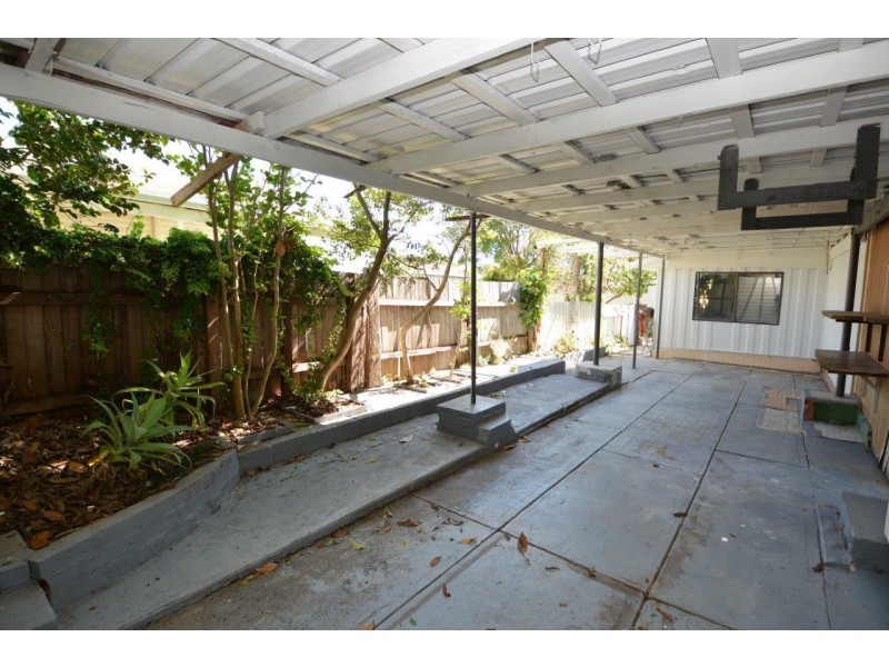 5 Vena Avenue, Gorokan NSW 2263
