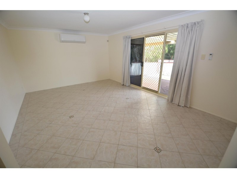 6 Crestleigh Close, Woongarrah NSW 2259