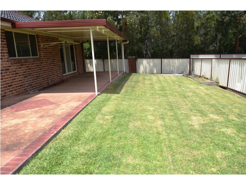 6 Crestleigh Close, Woongarrah NSW 2259