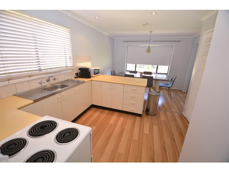 14 Cambridge Avenue, Kanwal NSW 2259