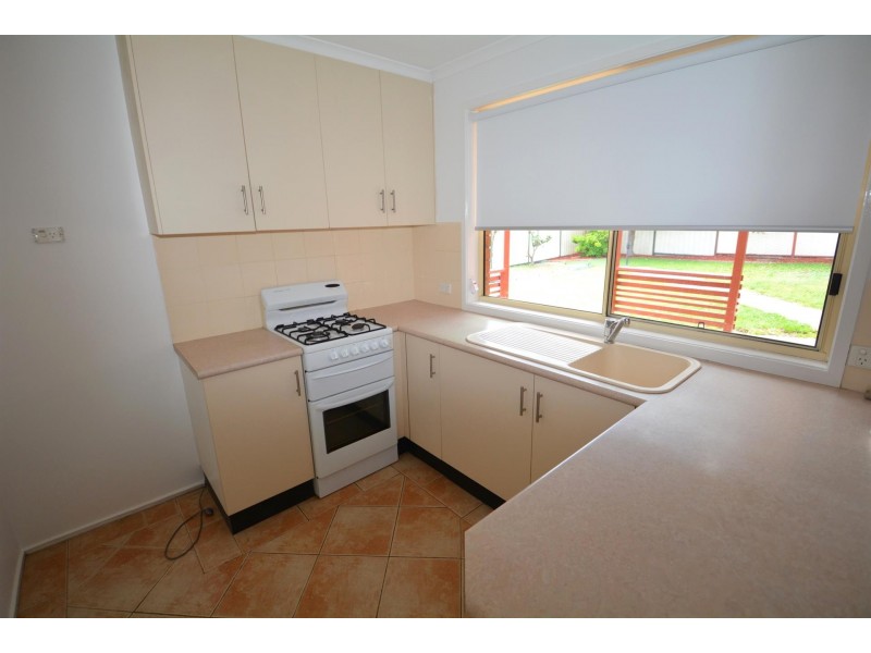 11 Sara Jane Close, Kanwal NSW 2259