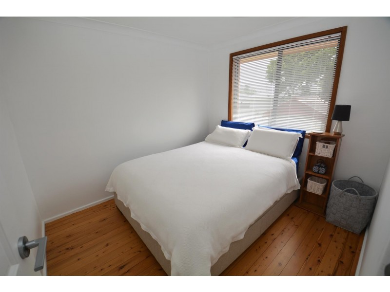 15 Vena Avenue, Gorokan NSW 2263
