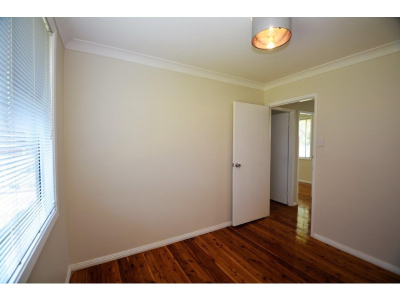 25 Robson Avenue, Gorokan NSW 2263