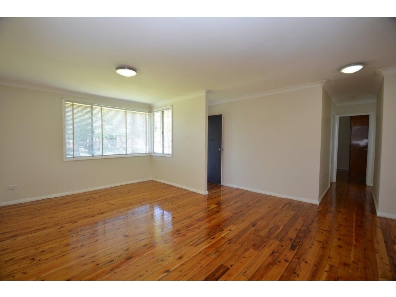 25 Robson Avenue, Gorokan NSW 2263