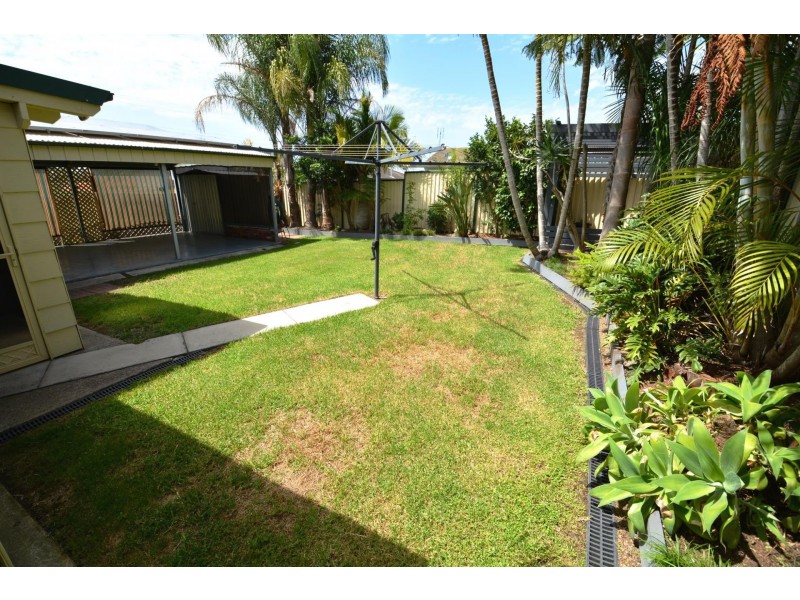 4 Shropshire Street, Gorokan NSW 2263