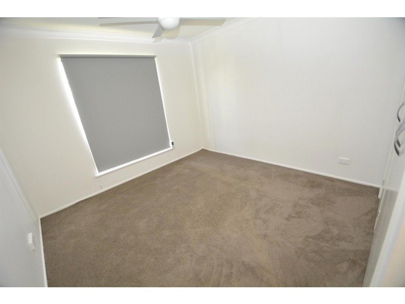 49 Campbell Parade, Mannering Park NSW 2259