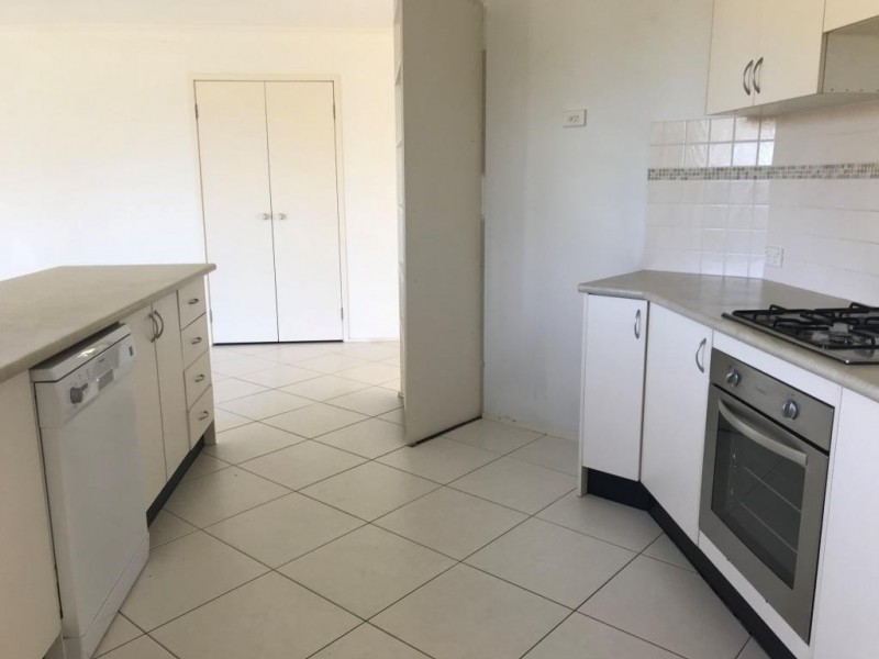 31 Mountainview Drive, Woongarrah NSW 2259