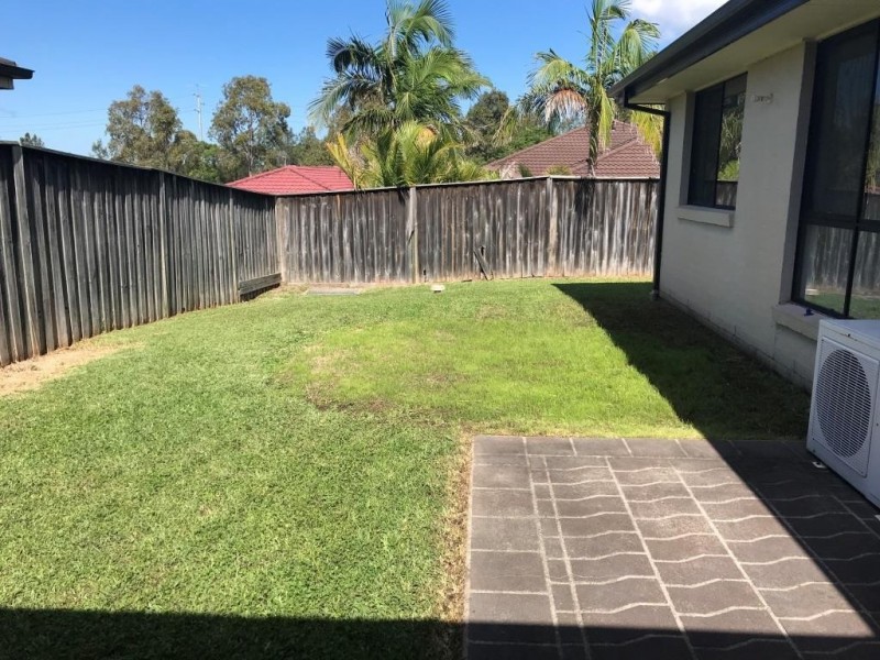 31 Mountainview Drive, Woongarrah NSW 2259