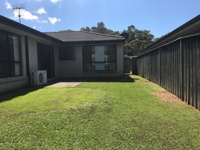 31 Mountainview Drive, Woongarrah NSW 2259