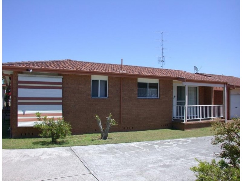 26 Gilbert Ave, Gorokan NSW 2263
