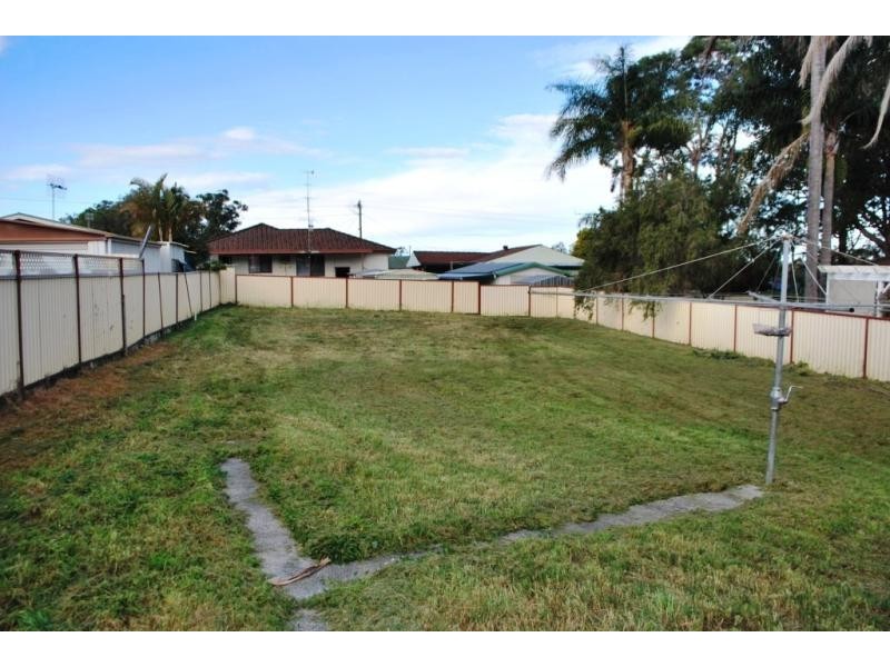 43 Georgina Ave, Gorokan NSW 2263