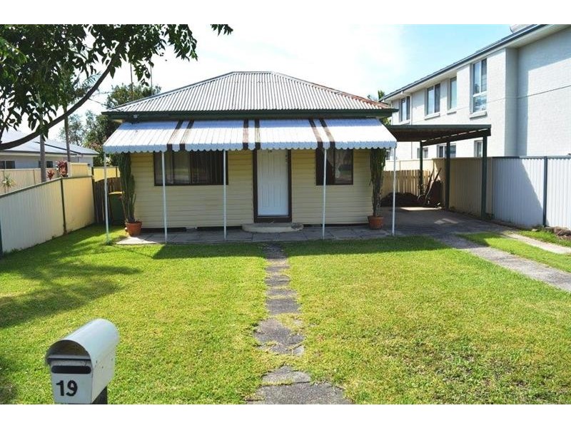 19 Edith St, Gorokan NSW 2263