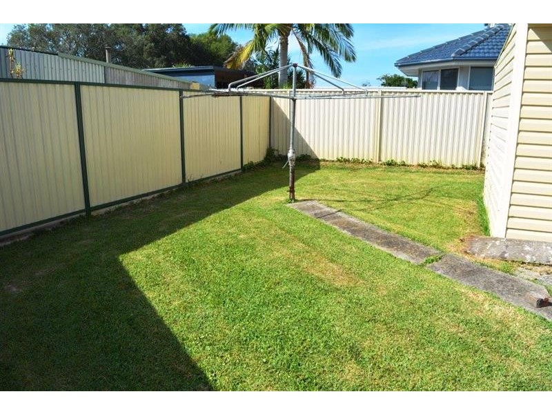19 Edith St, Gorokan NSW 2263