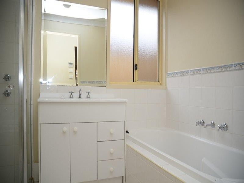 13 Farrier Crescent, Hamlyn Terrace NSW 2259