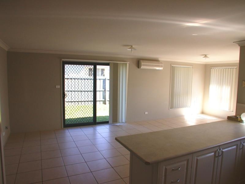 44 Barrington Dr, Woongarrah NSW 2259