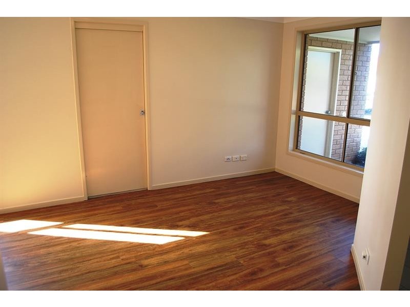 6 Tuscan Pl, Blue Haven NSW 2262