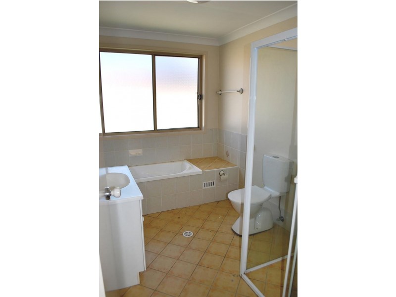 6 Tuscan Pl, Blue Haven NSW 2262