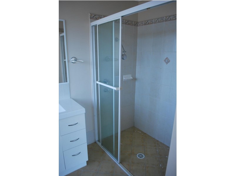 6 Tuscan Pl, Blue Haven NSW 2262