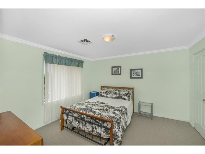 3 Kintyre Rd, Hamlyn Terrace NSW 2259