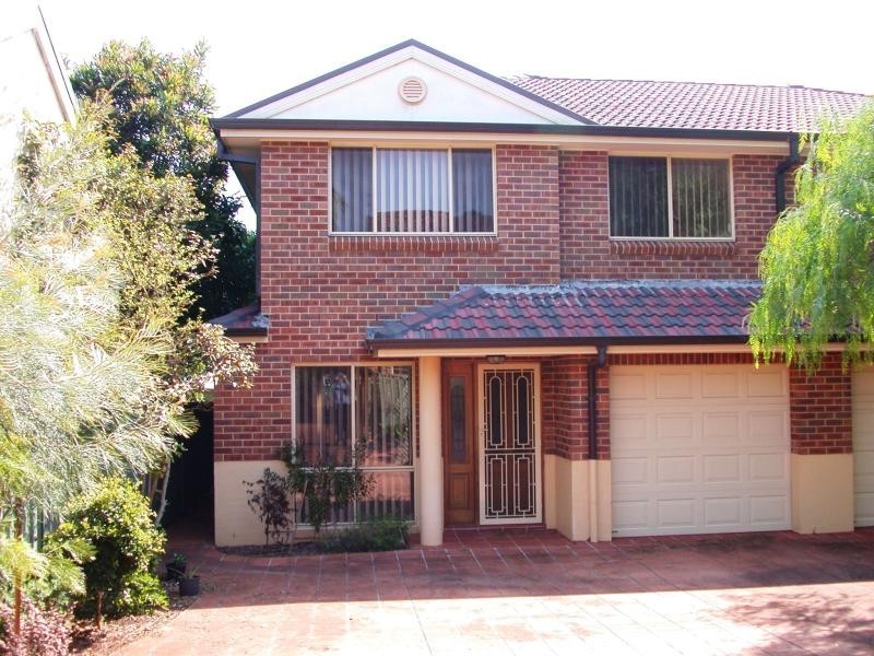 2/10 Elizabeth Dr, Noraville NSW 2263