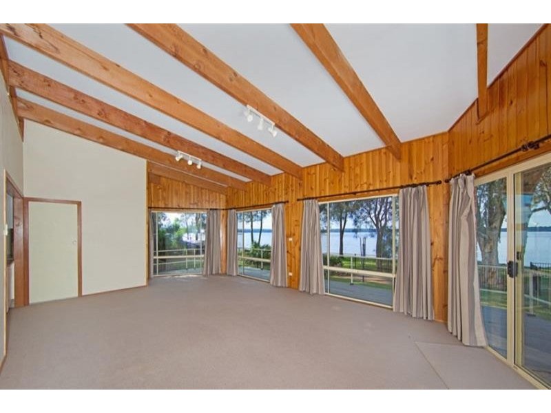 117 Panorama Ave, Charmhaven NSW 2263