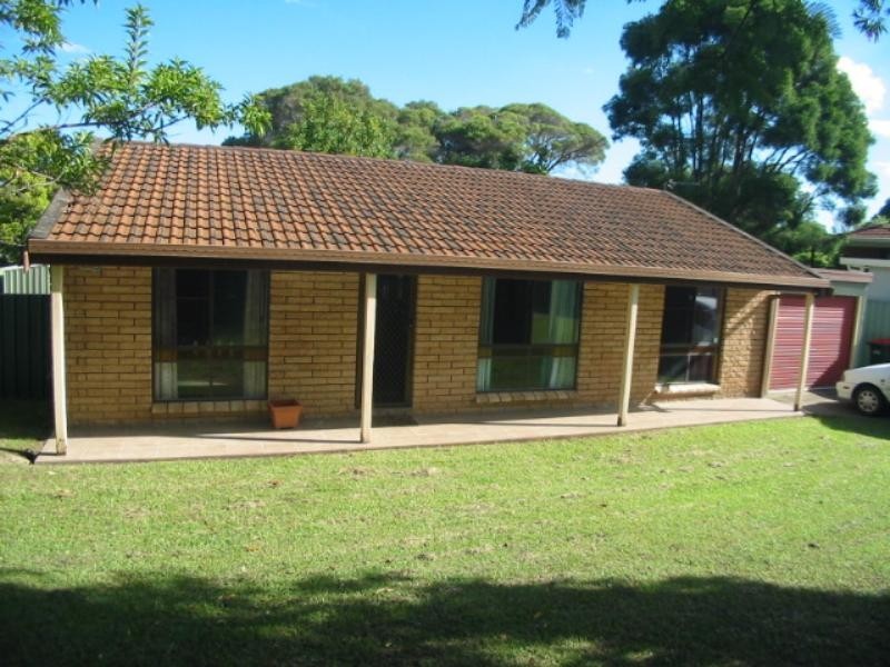 7 Nioka Pl, Coffs Harbour NSW 2450