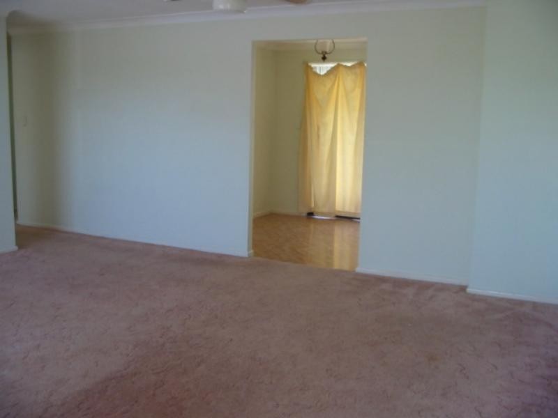 2/8 Wybalena Cres, Toormina NSW 2452